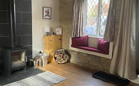 Cotswold Coombe Cottage